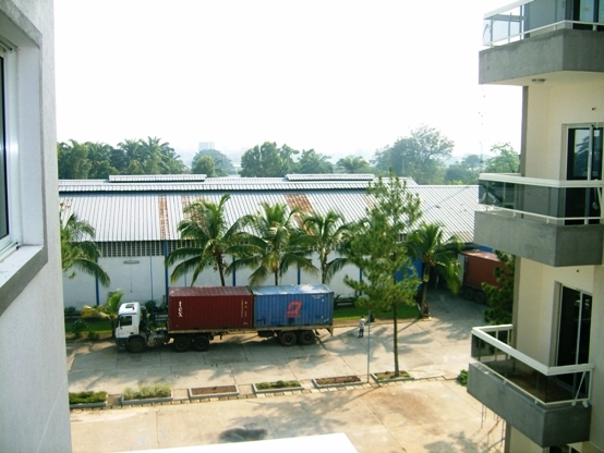 env_balcon_cuis_gche.jpg
