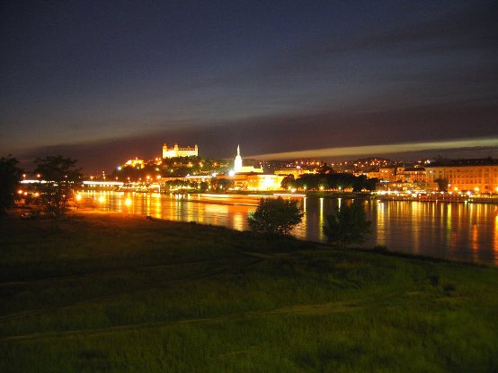 bratislava00.jpg